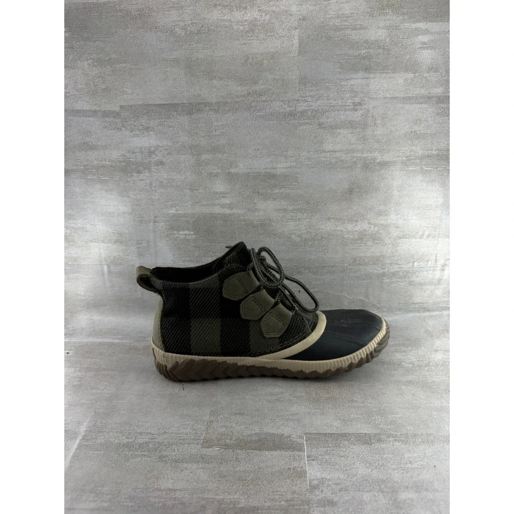 Sorel Out N About III Waterproof Duck Boots Olive Plaid NL3931-326 Women Sz 7